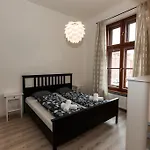 Diana Apartment *